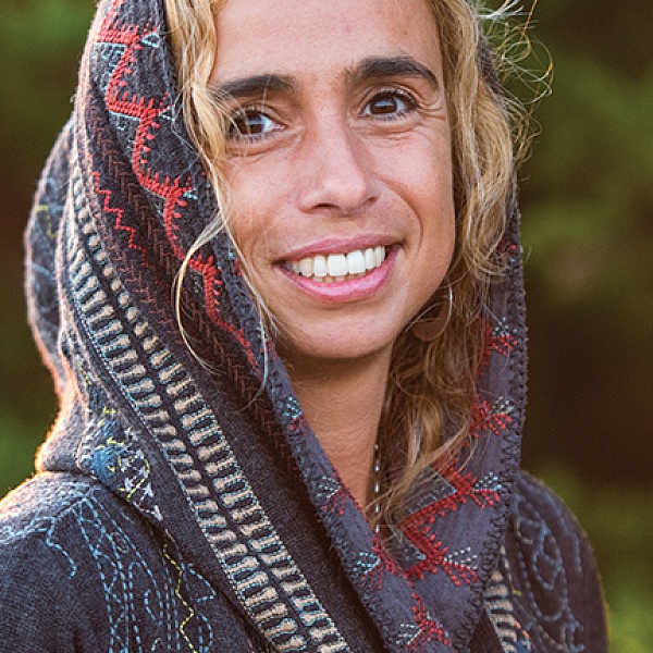 Zaya Benazzo